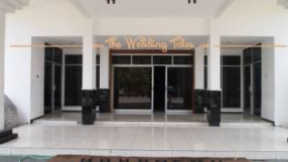 pintu masuk - polda gedung pernikahan surabaya